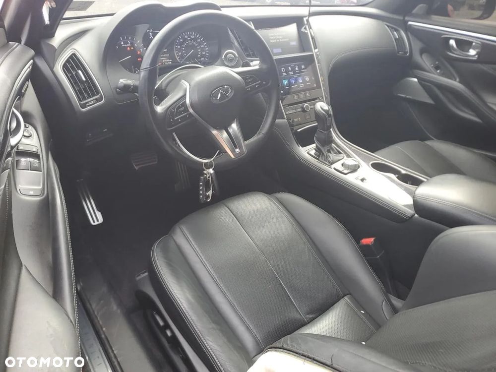 Infiniti Q60 3.0t AWD Sport - 6