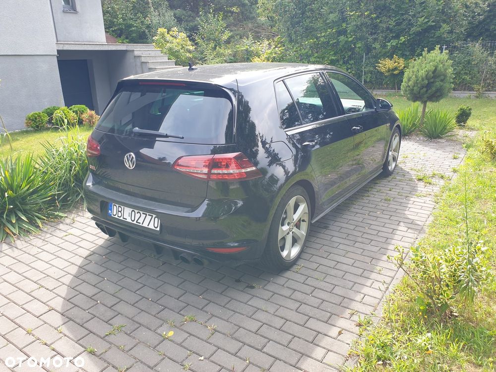 Volkswagen Golf GTI Performance BlueMotion Technology - 4