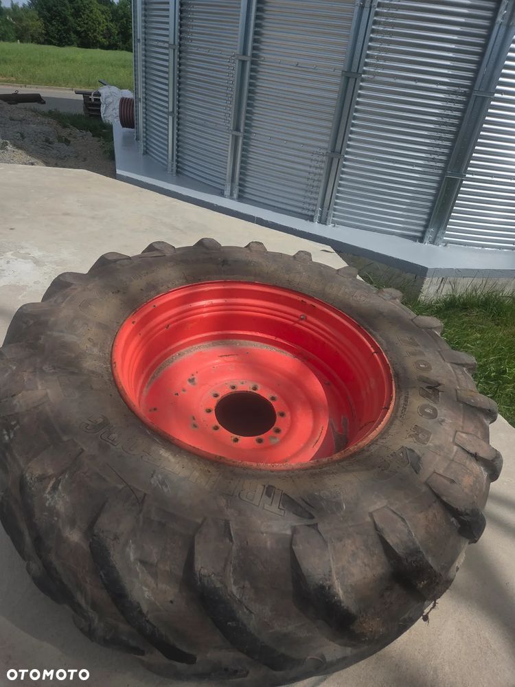 KOŁO OPONA+FELGA 710/70R42 - 1