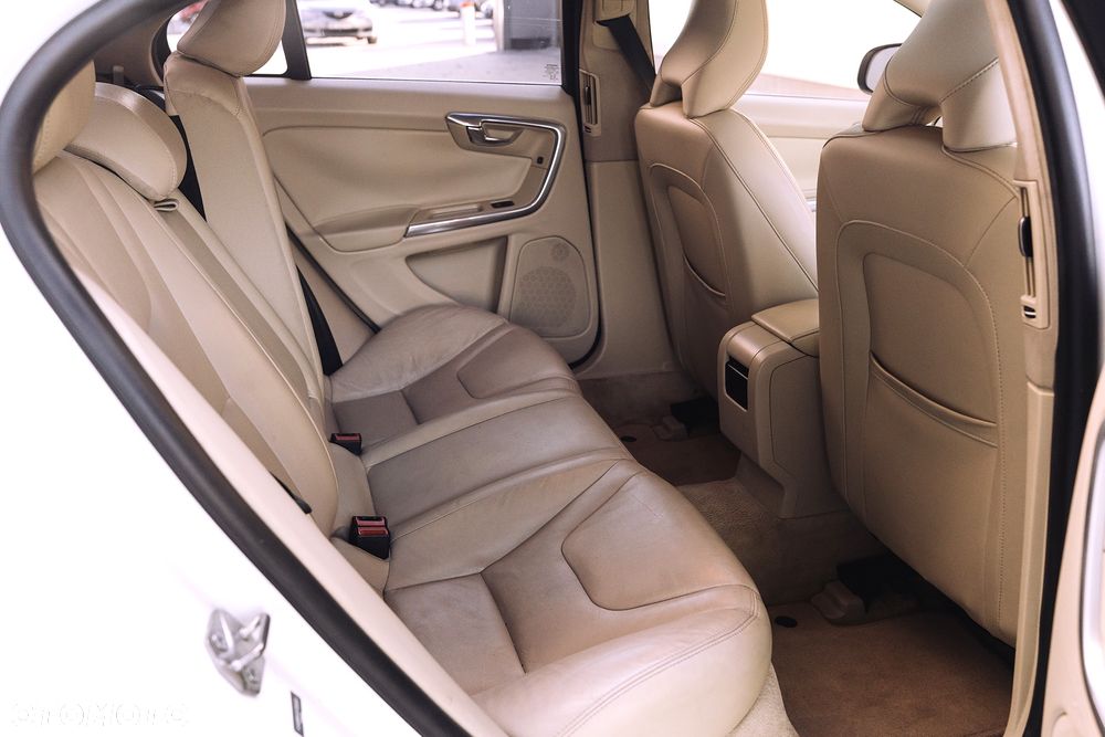 Volvo S60 - 10