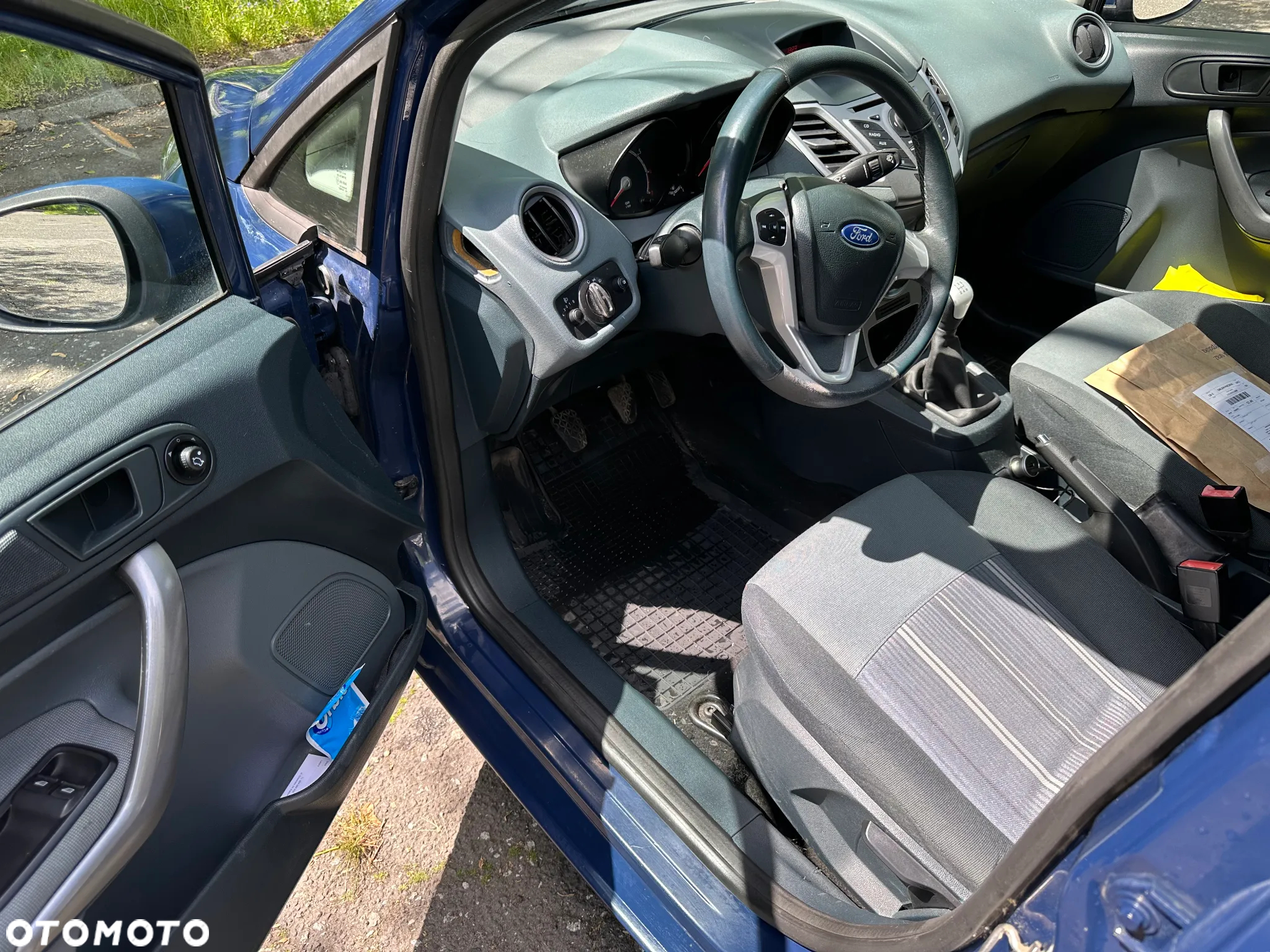 Ford Fiesta 1.25 Ambiente - 23