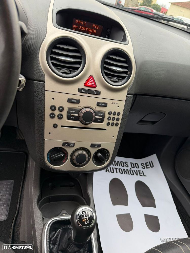 Opel Corsa 1.3 CDTi Enjoy - 15