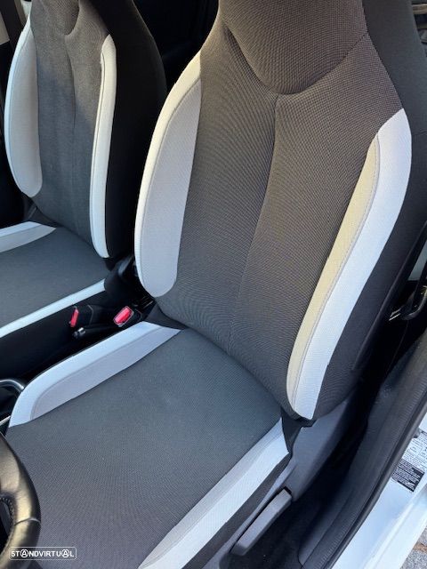 Toyota Aygo 1.0 X-Play+X-Touch - 9