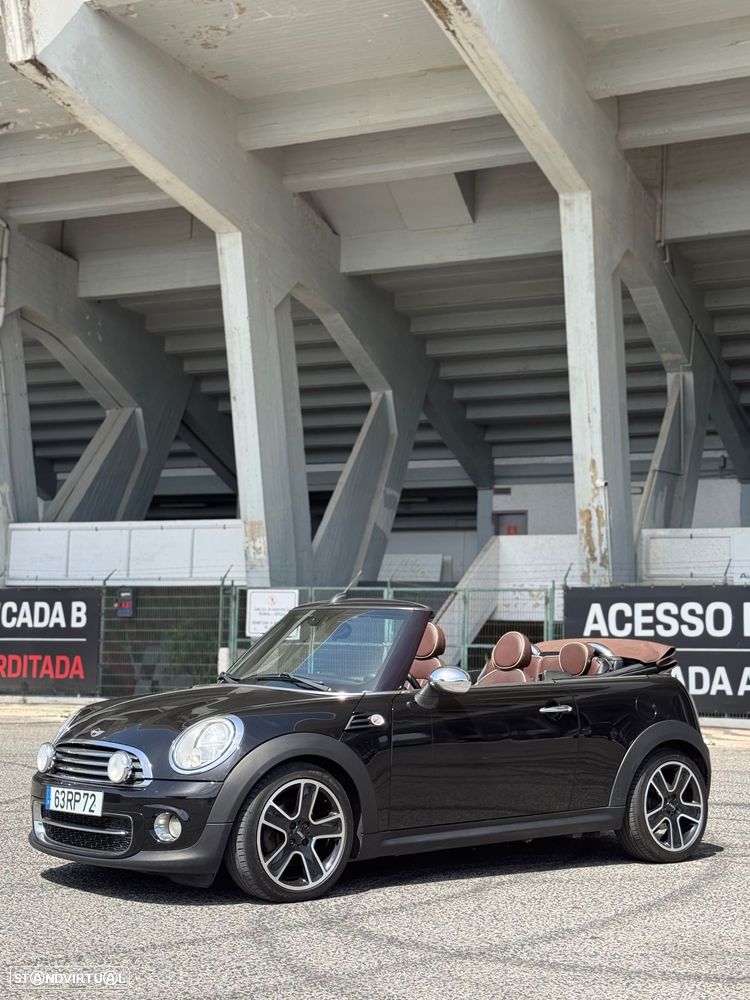 MINI Cabrio - 4