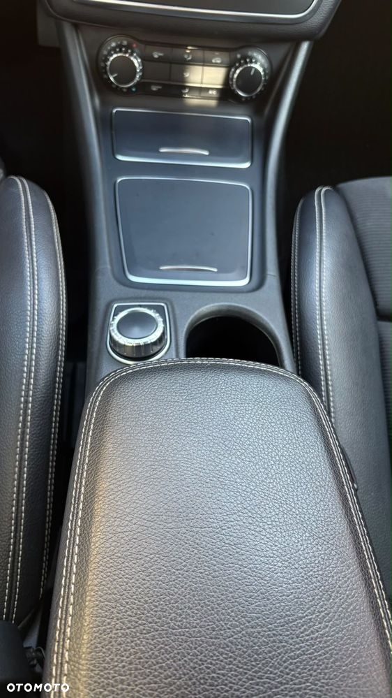 Mercedes-Benz GLA 220 d 4-Matic - 21