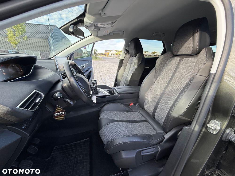 Peugeot 3008 1.5 BlueHDi Allure S&S - 20