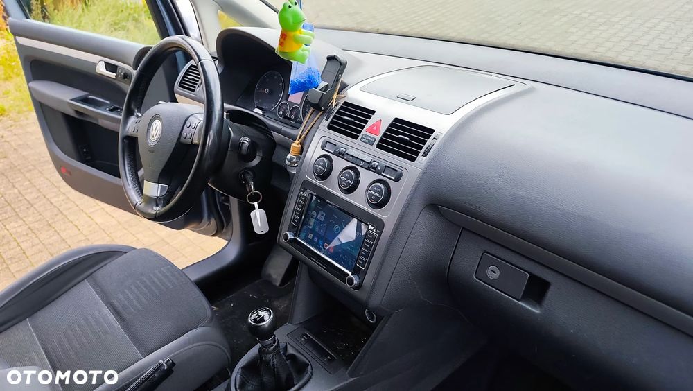 Volkswagen Touran 2.0 TDI R-Line Edition - 37