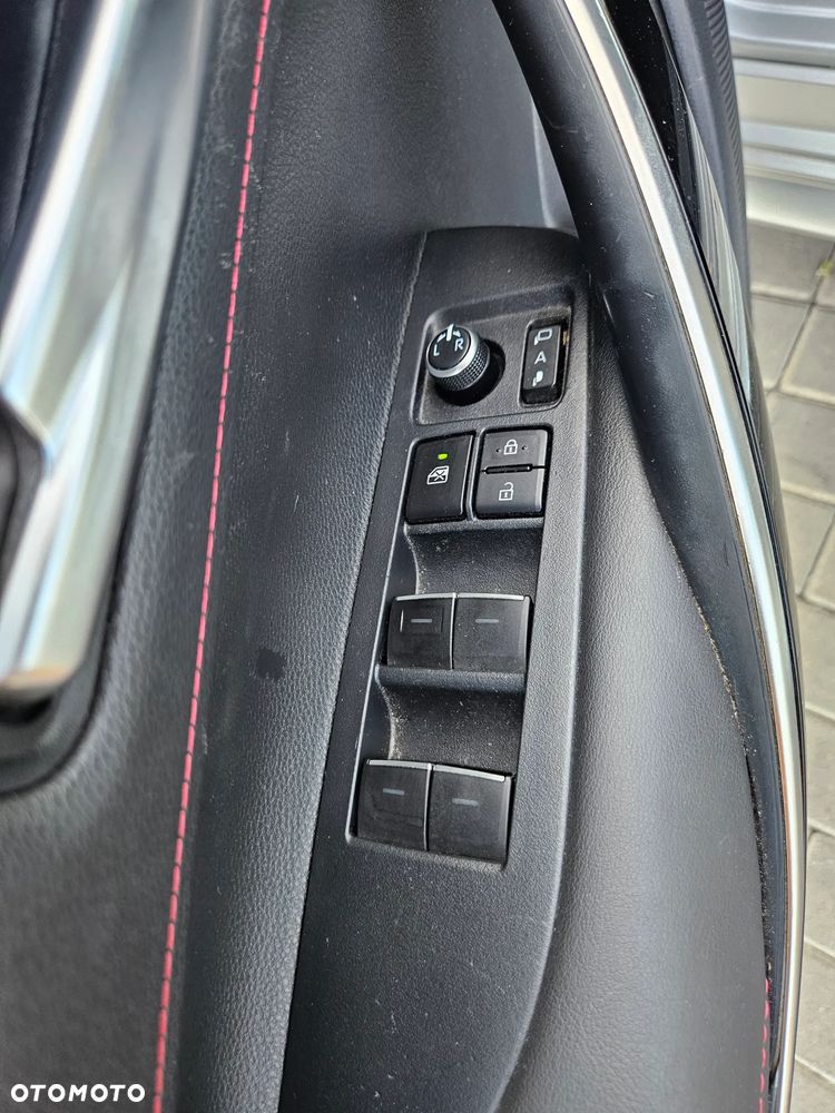 Toyota Corolla 1.8 Hybrid Selection - 14