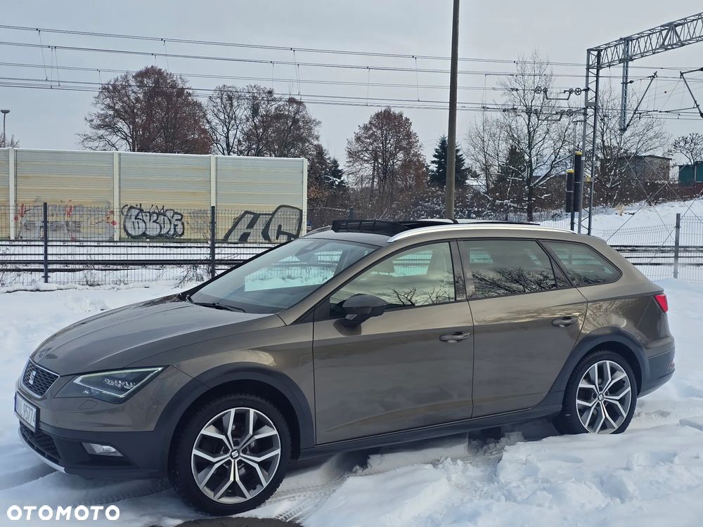 Seat Leon 2.0 TDI Start&Stop 4Drive DSG X-Perience - 35