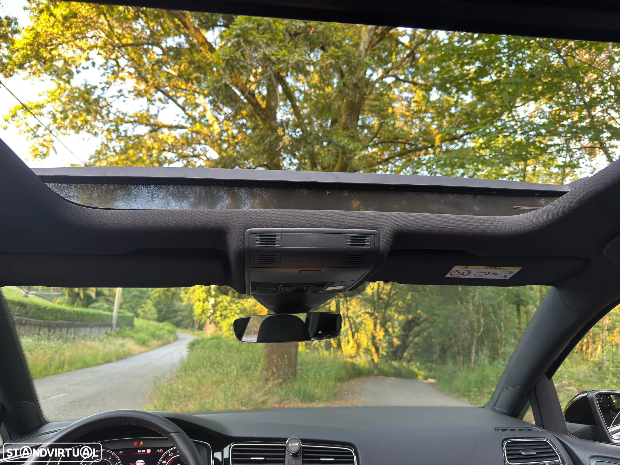 VW Golf 2.0 TSI GTI DSG - 52