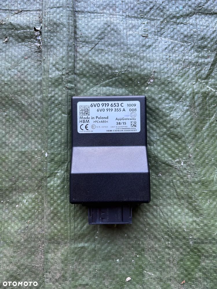Skoda Suoperb III 3 moduł wzmacniacza sygnału telefonicznego  AppGateway 6V0919653C - 1