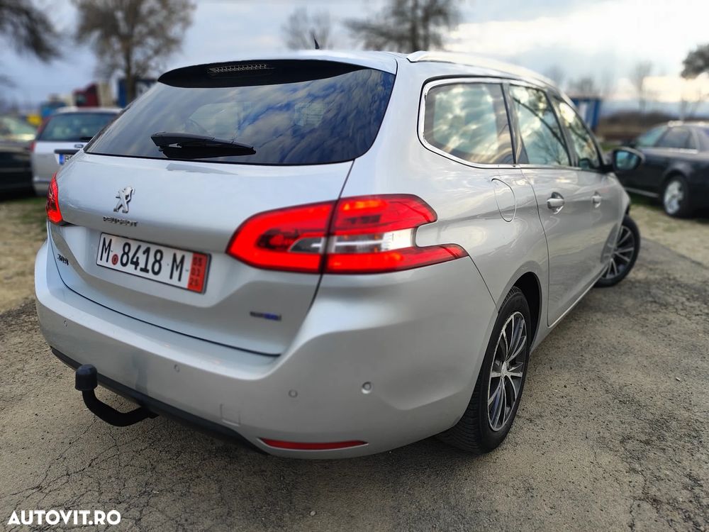 Peugeot 308 BlueHDi 120 Stop & Start Business-Line - 4