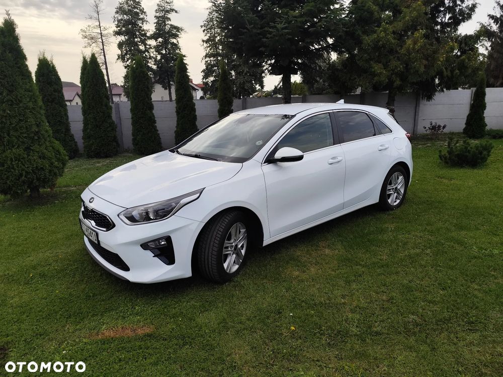Kia Ceed 1.6 CRDi SCR L Business Line Plus - 22