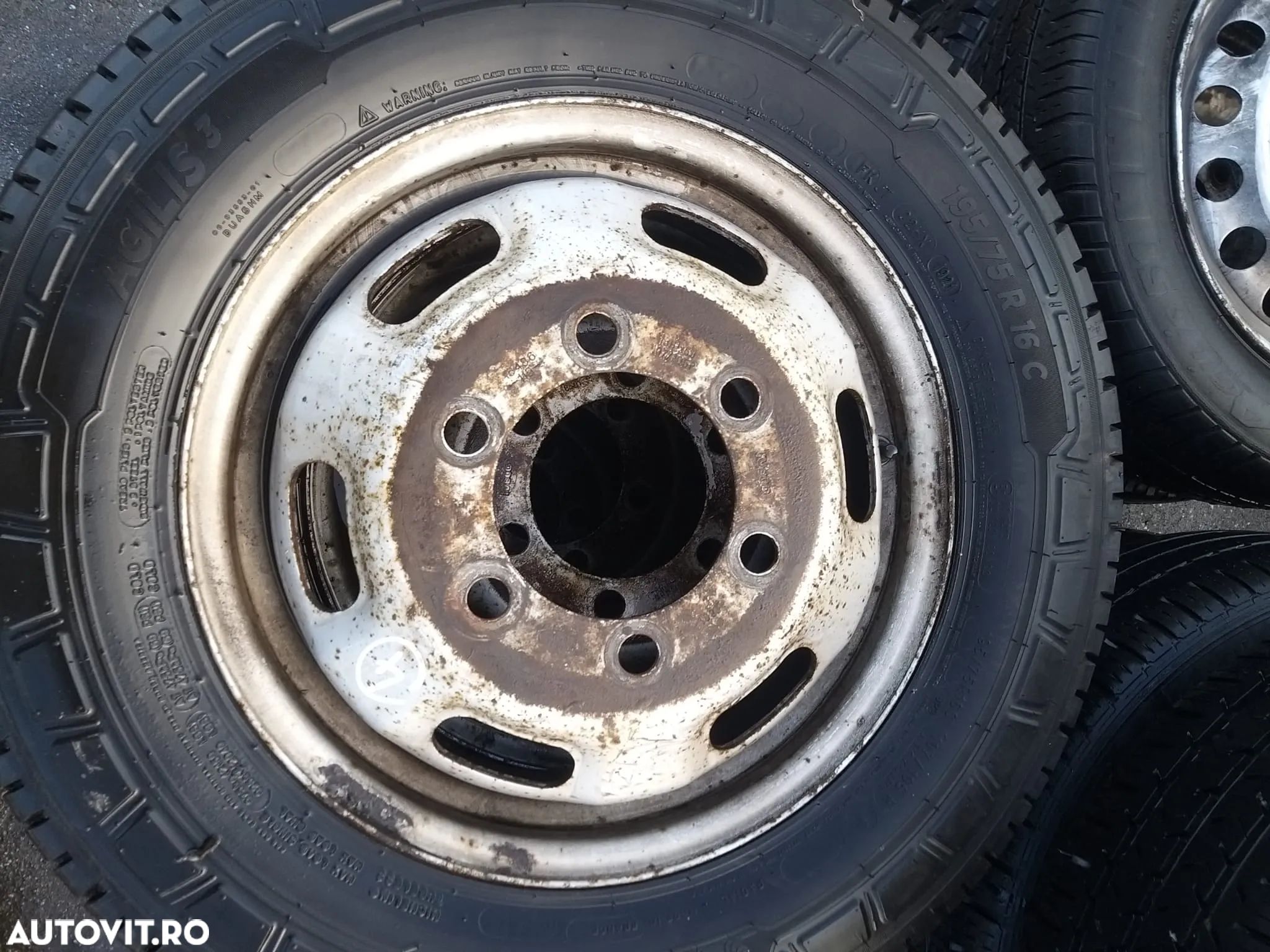 Vand 2xRoti Fata pentru Iveco Daily 195/75R16C - 1