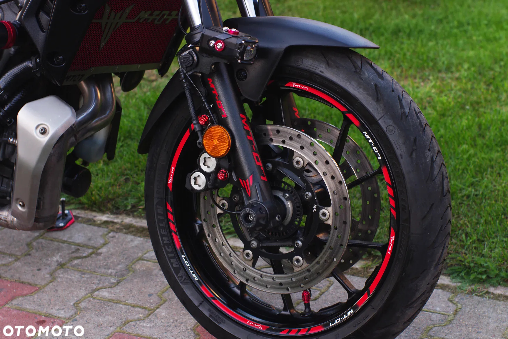 Yamaha MT - 9