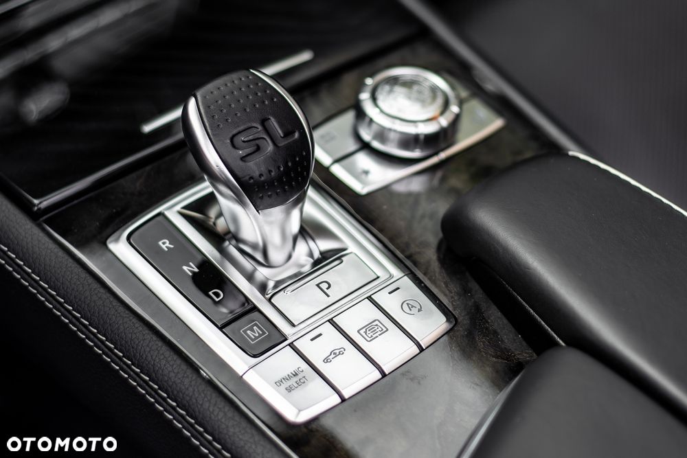 Mercedes-Benz SL - 15