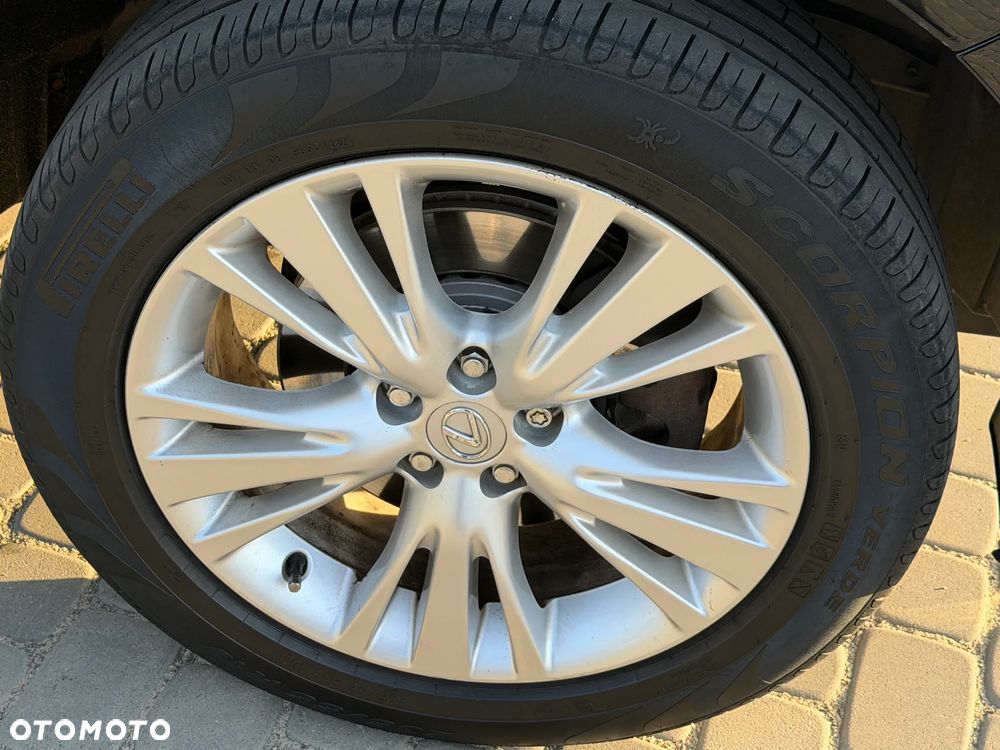 Lexus RX 450h Prestige - 38