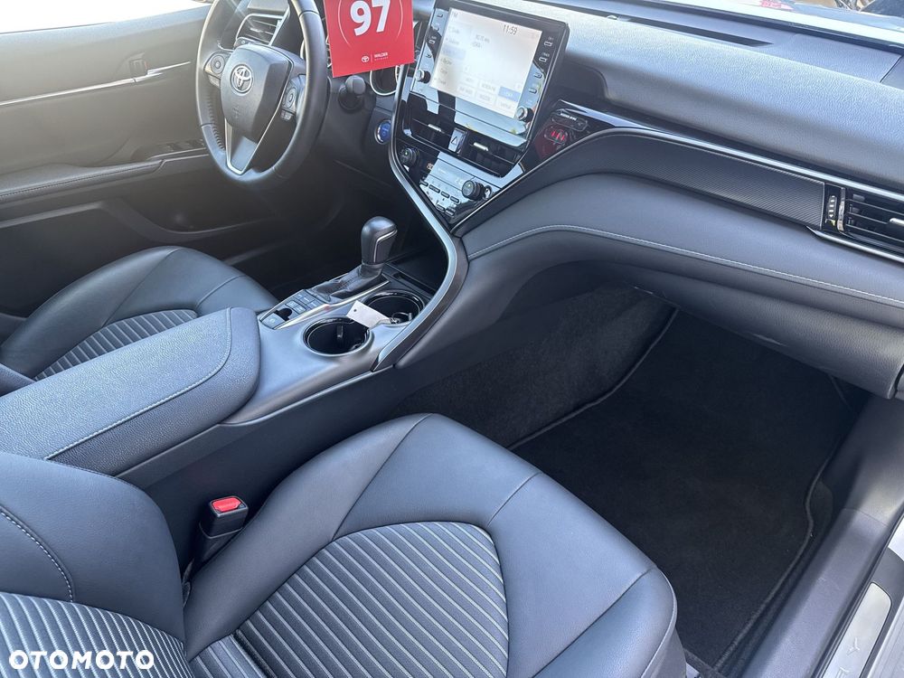 Toyota Camry 2.5 Hybrid Prestige CVT - 14