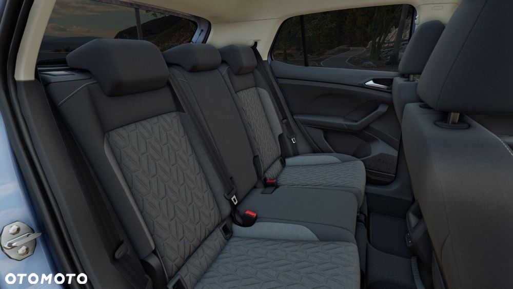 Volkswagen T-Cross - 13