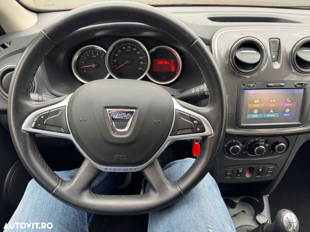 Dacia Sandero Stepway TCe 90 Prestige - 8
