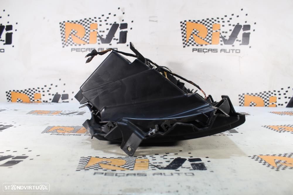Porta-Luvas Bmw 1 (E87)  51457135696 / 7135696 / E81 E82 E87 E88 - 3