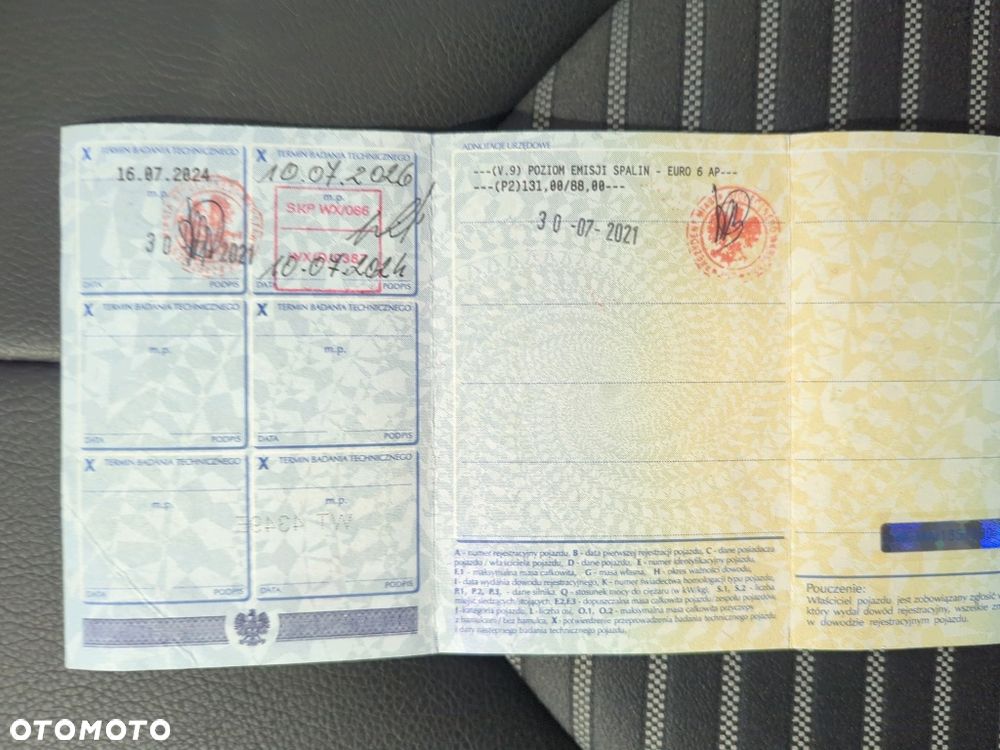 Toyota Camry 2.5 Hybrid Prestige CVT - 27