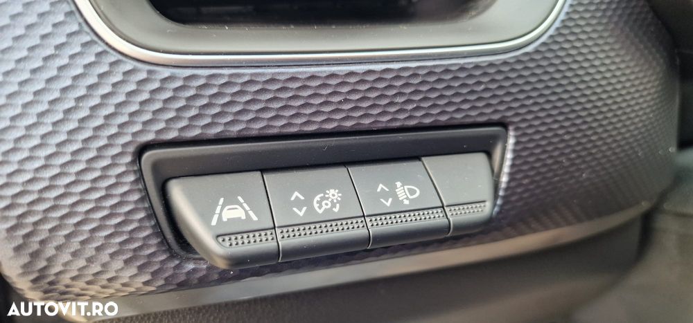 Renault Arkana E-TECH 145 Evolution - 15