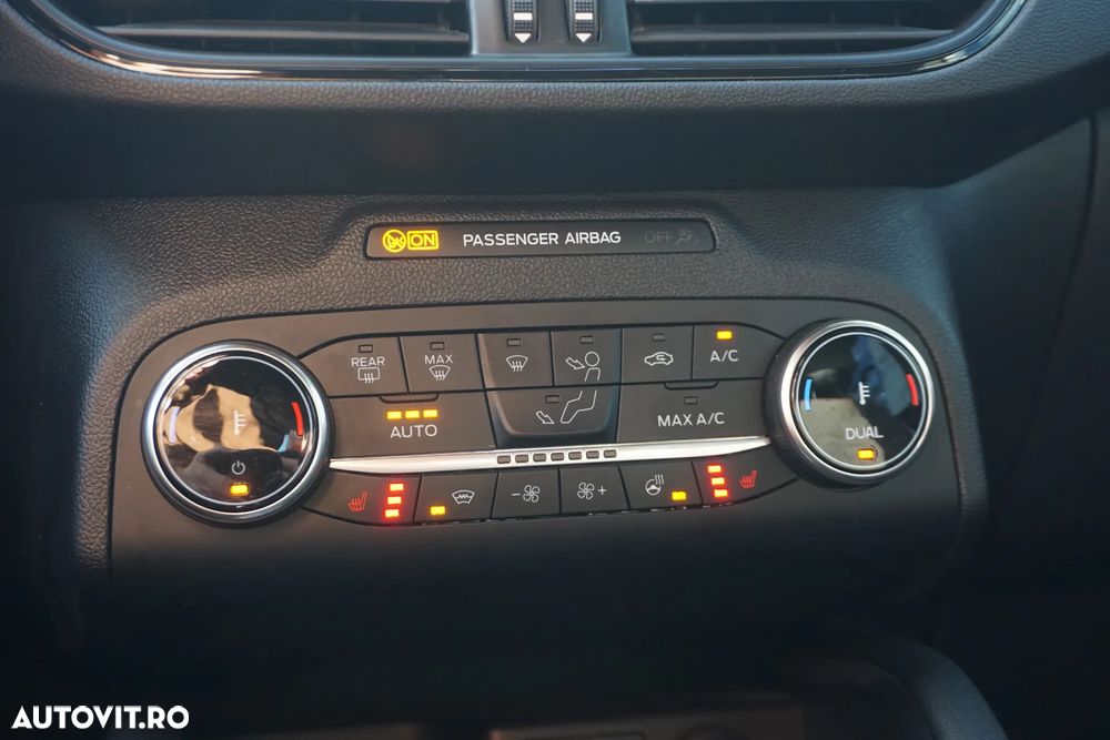 Ford Kuga 2.5 Duratec PHEV ST Line X - 11