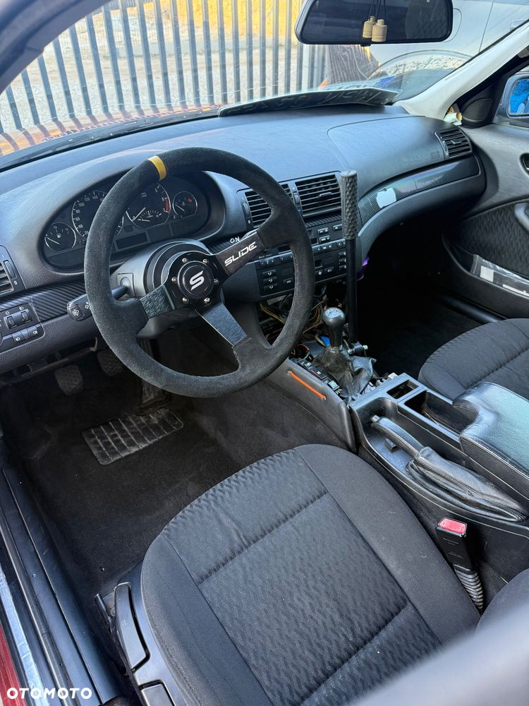 BMW Seria 3 328i - 4
