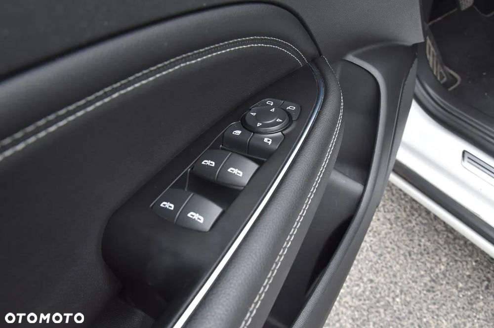 Opel Insignia Grand Sport 2.0 Diesel Ultimate Exclusive - 18