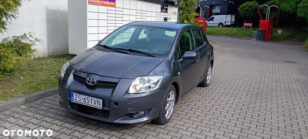 Toyota Auris - 1