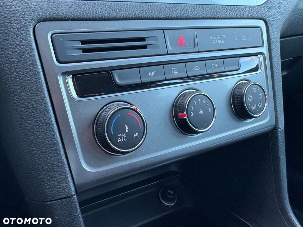 Volkswagen Golf Sportsvan - 24