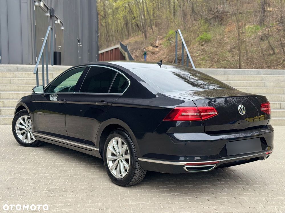 Volkswagen Passat 2.0 TDI SCR DSG Highline - 14