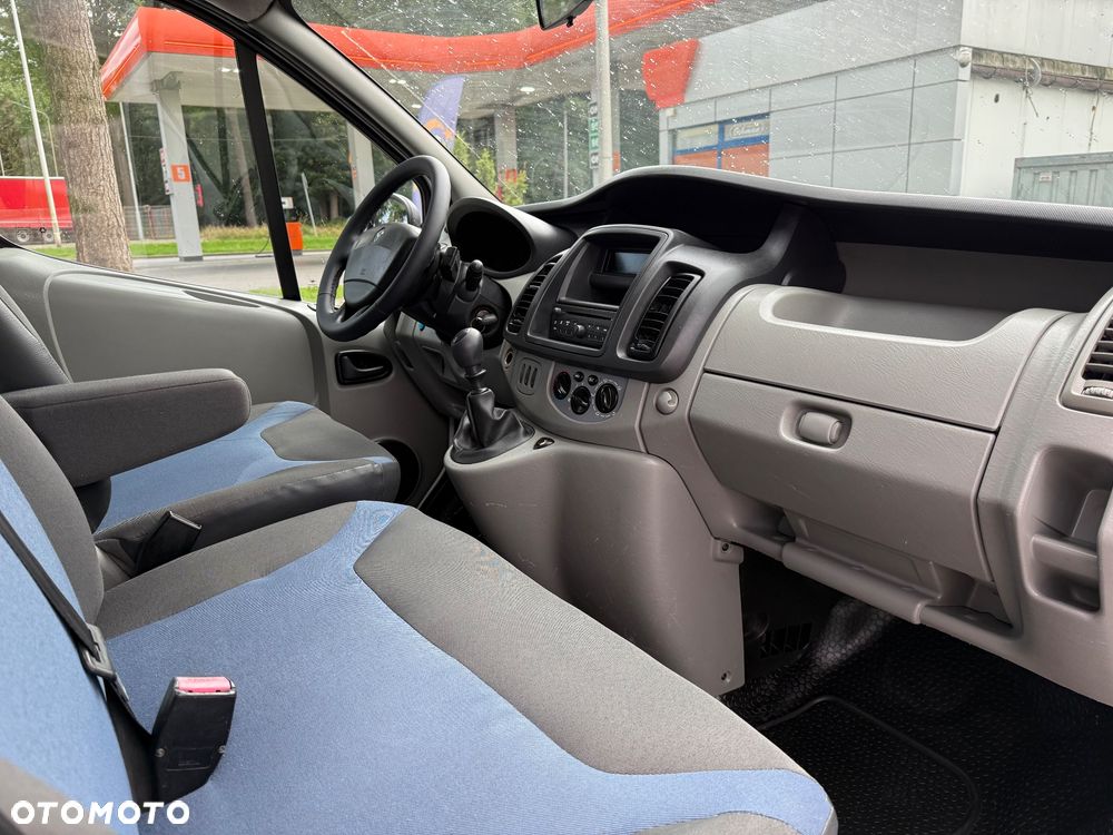Renault Trafic - 10