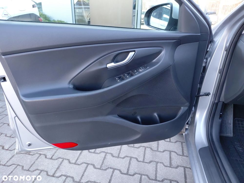 Hyundai i30 1.0 T-GDI Modern DCT - 10