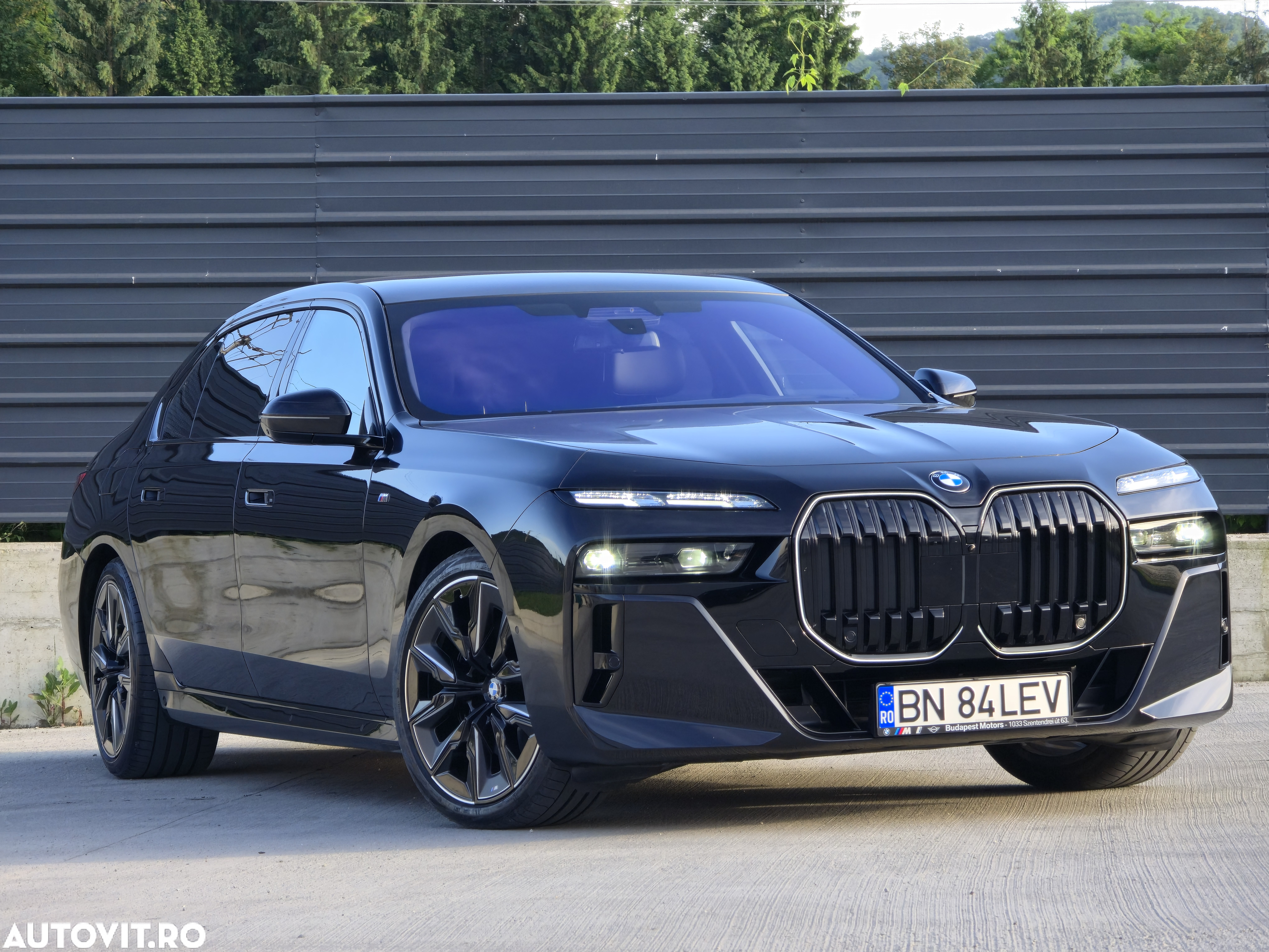 BMW Seria 7 740d xDrive MHEV - 2