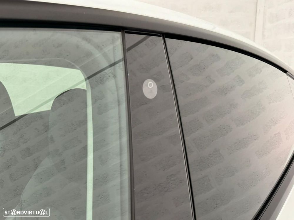 Tesla Model Y Performance Tração Integral - 13