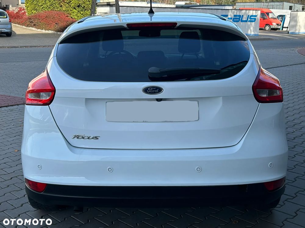 Ford Focus 1.5 EcoBlue Start-Stopp-System TITANIUM - 5