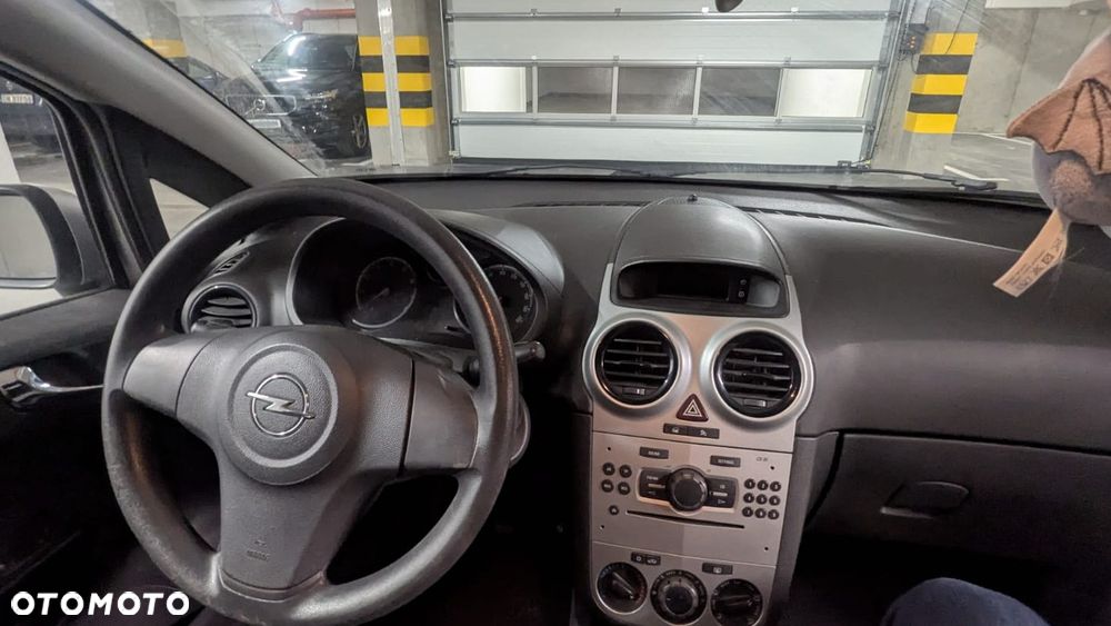 Opel Corsa 1.0 12V Essentia - 5