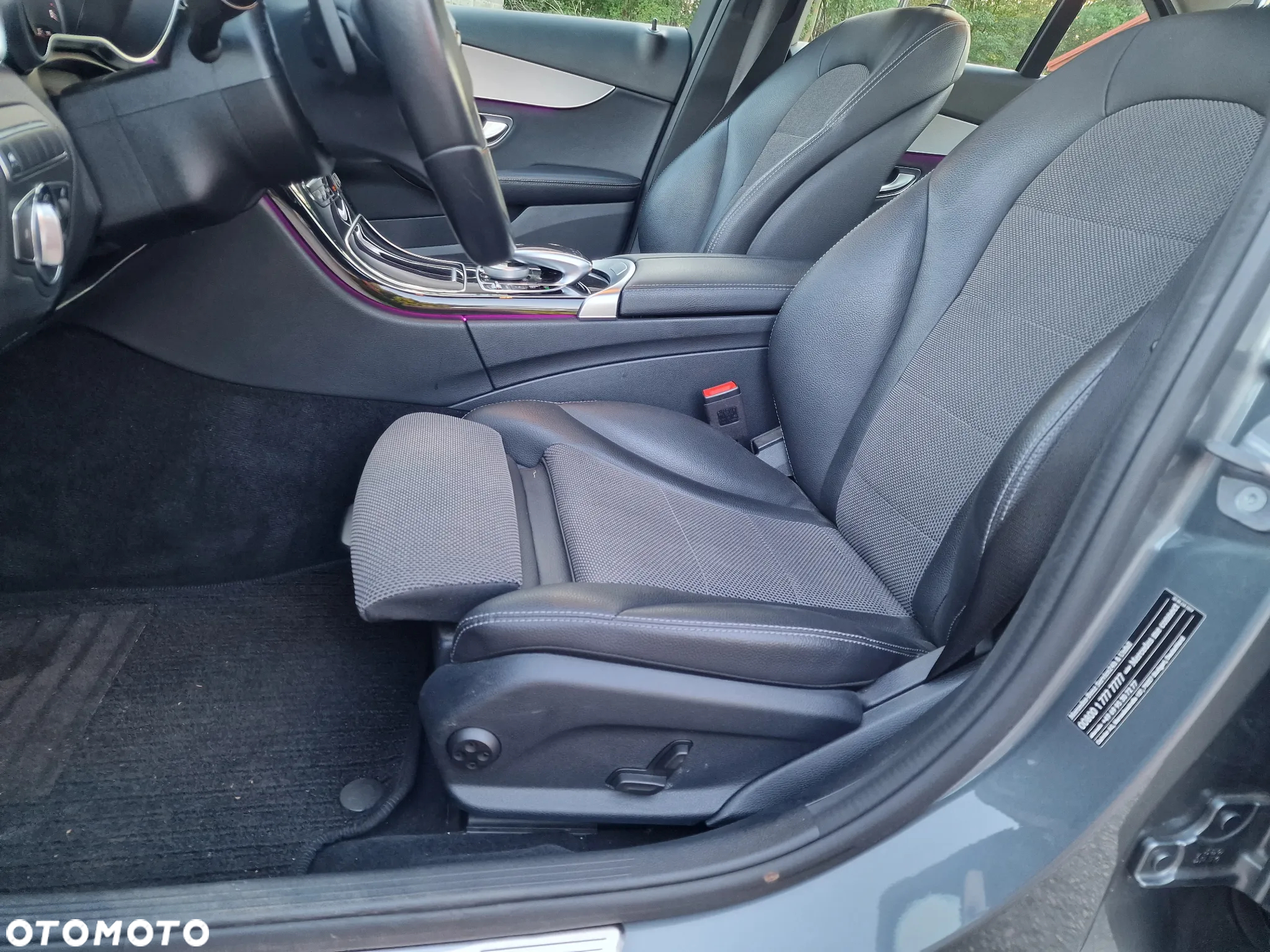 Mercedes-Benz Klasa C 180 T 9G-TRONIC Avantgarde - 20