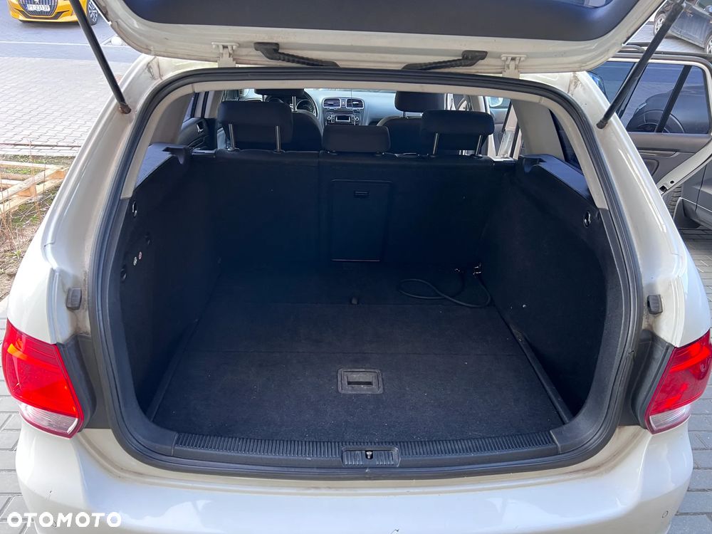 Volkswagen Golf 2.0 TDI DPF DSG Highline - 8