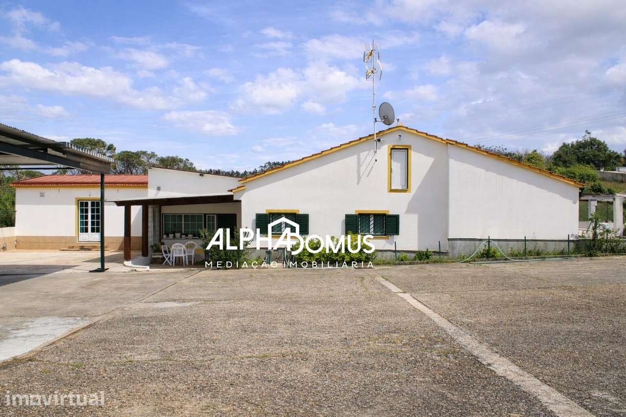 Moradia isolada com piscina, anexo e terreno, em Barosa. - Grande imagem: 3/45
