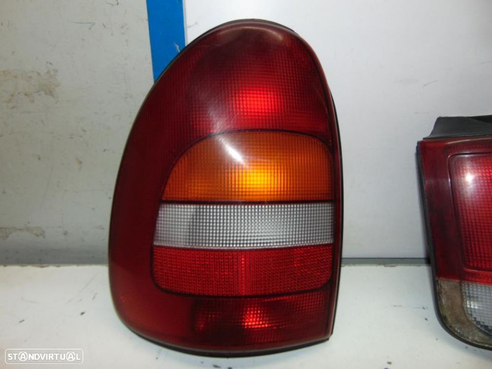 Chrysler Voyager farolim - 2