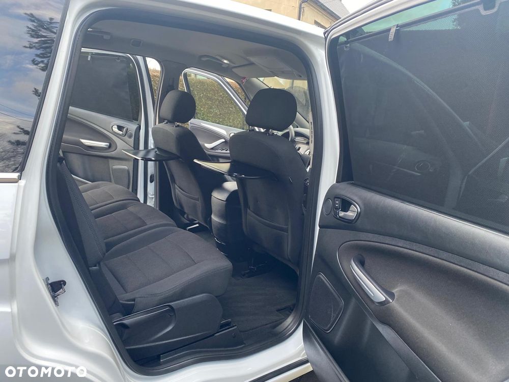 Ford S-Max 2.0 TDCi DPF Champions Edition - 31