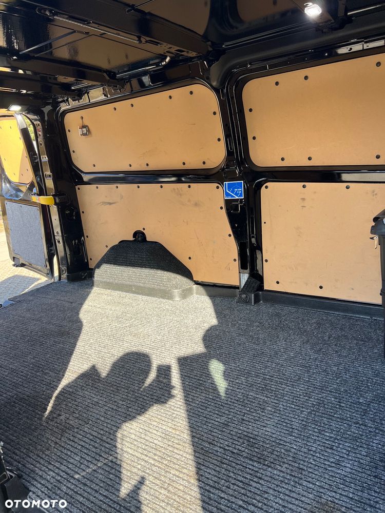 Ford Transit Custom - 8