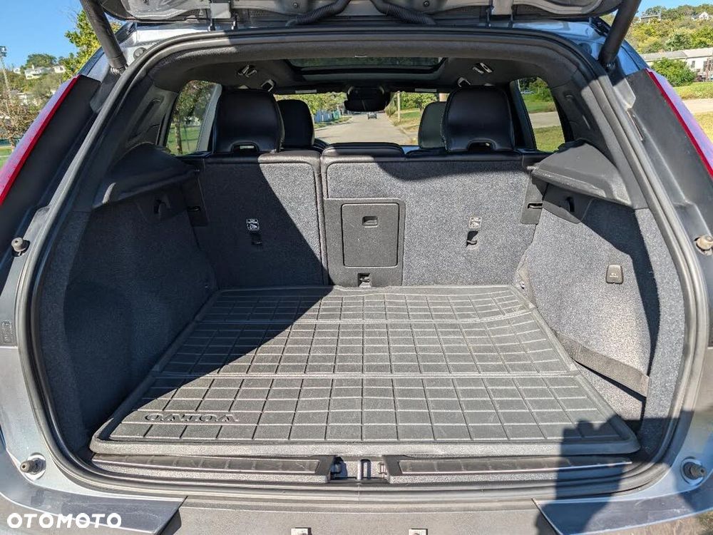 Volvo XC 40 - 29