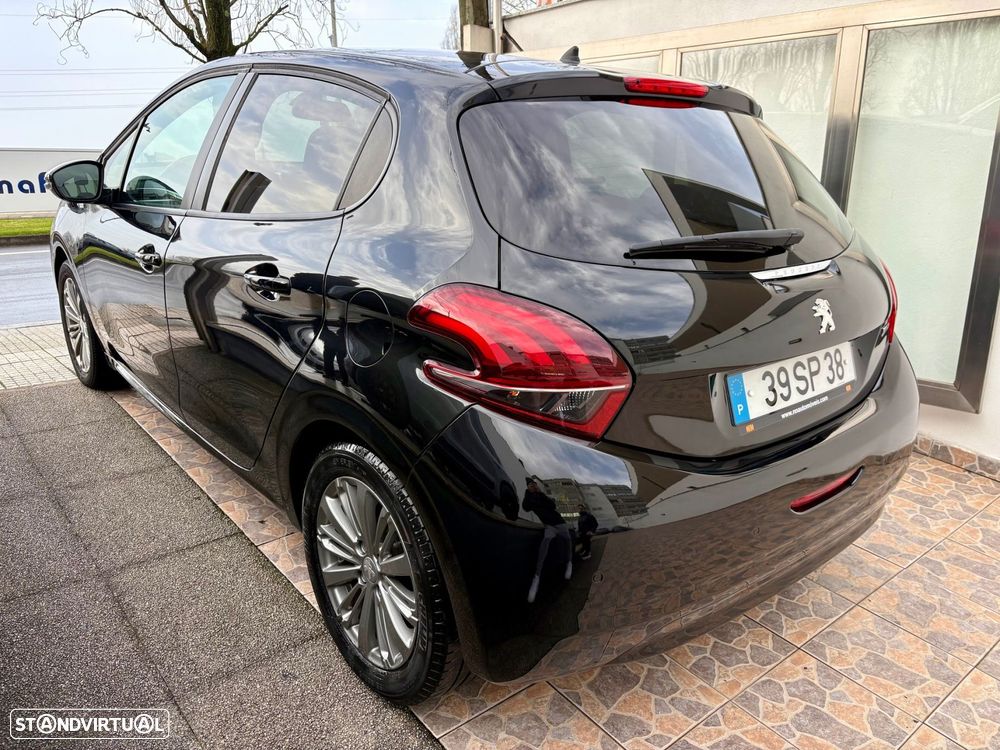 Peugeot 208 1.2 PureTech Style - 2