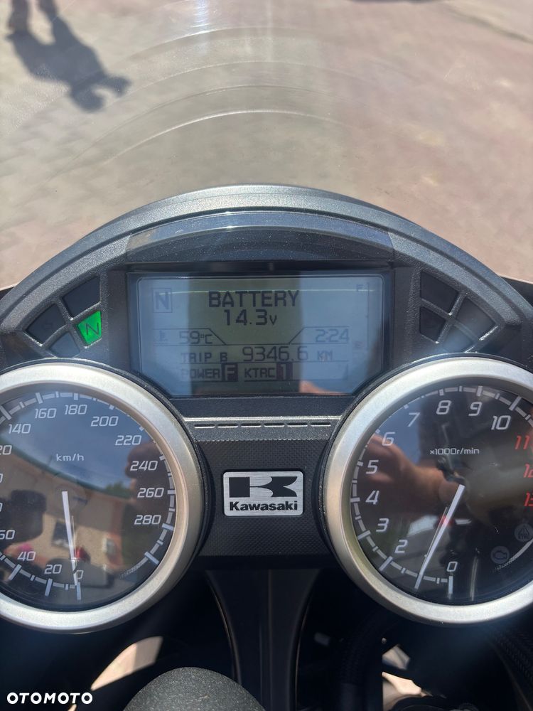 Kawasaki ZZR - 6