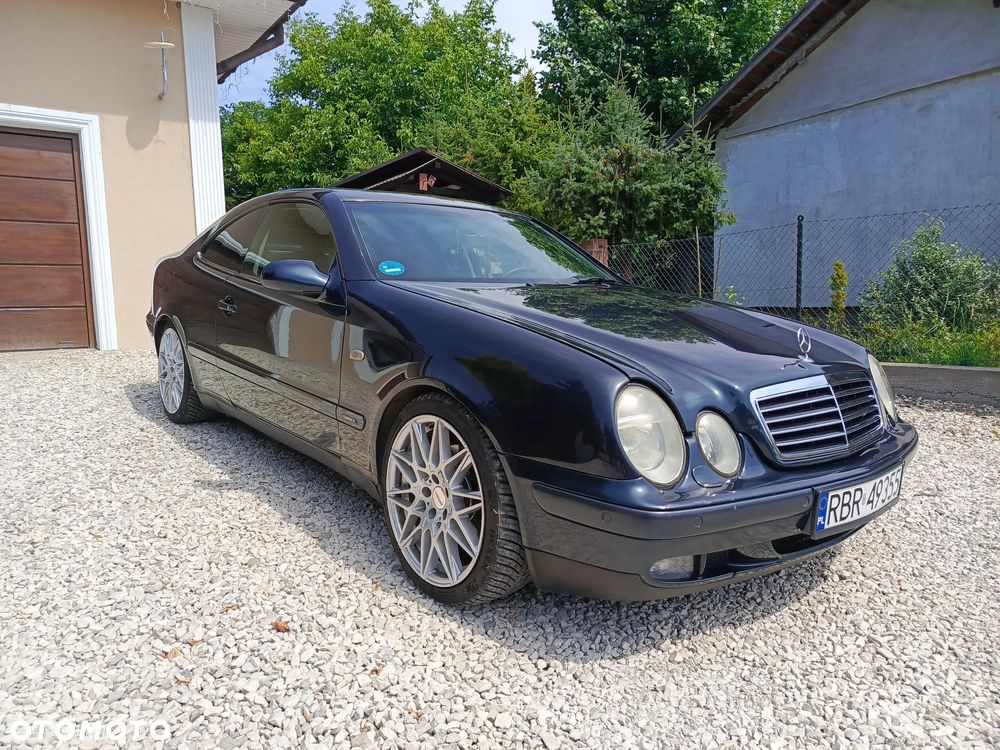 Mercedes-Benz CLK - 5
