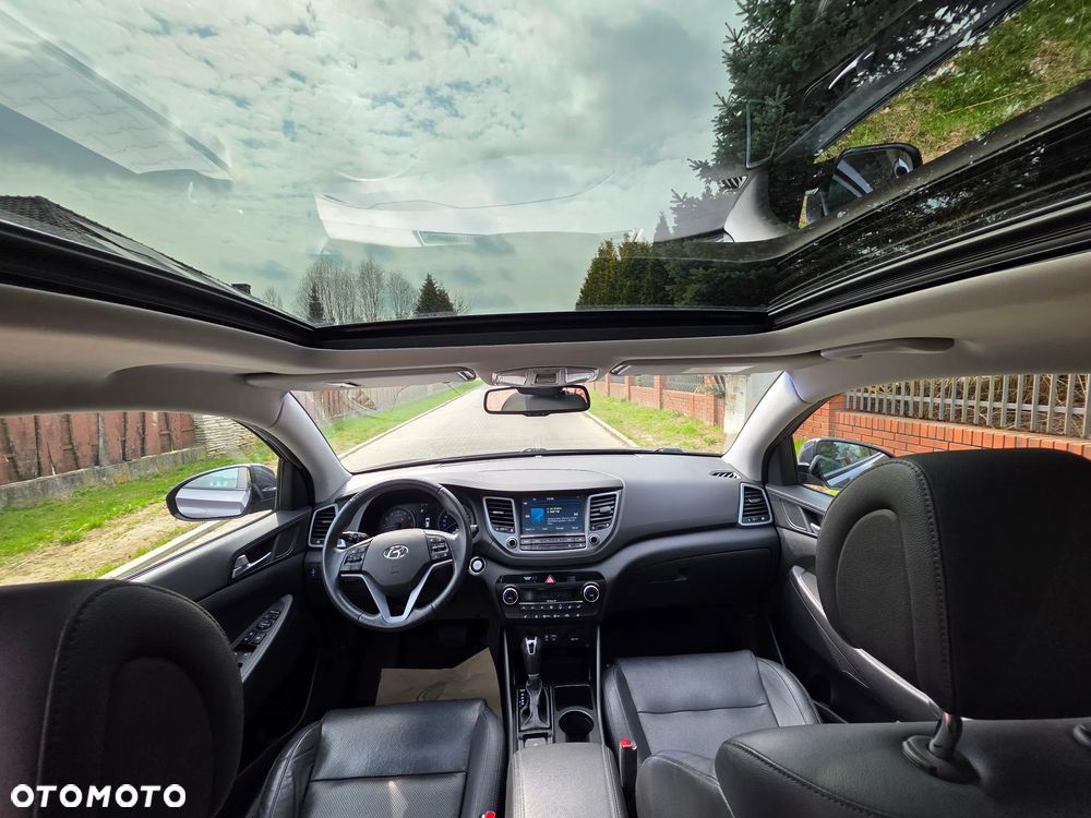 Hyundai Tucson 2.0 CRDI 4WD Automatik Premium - 22